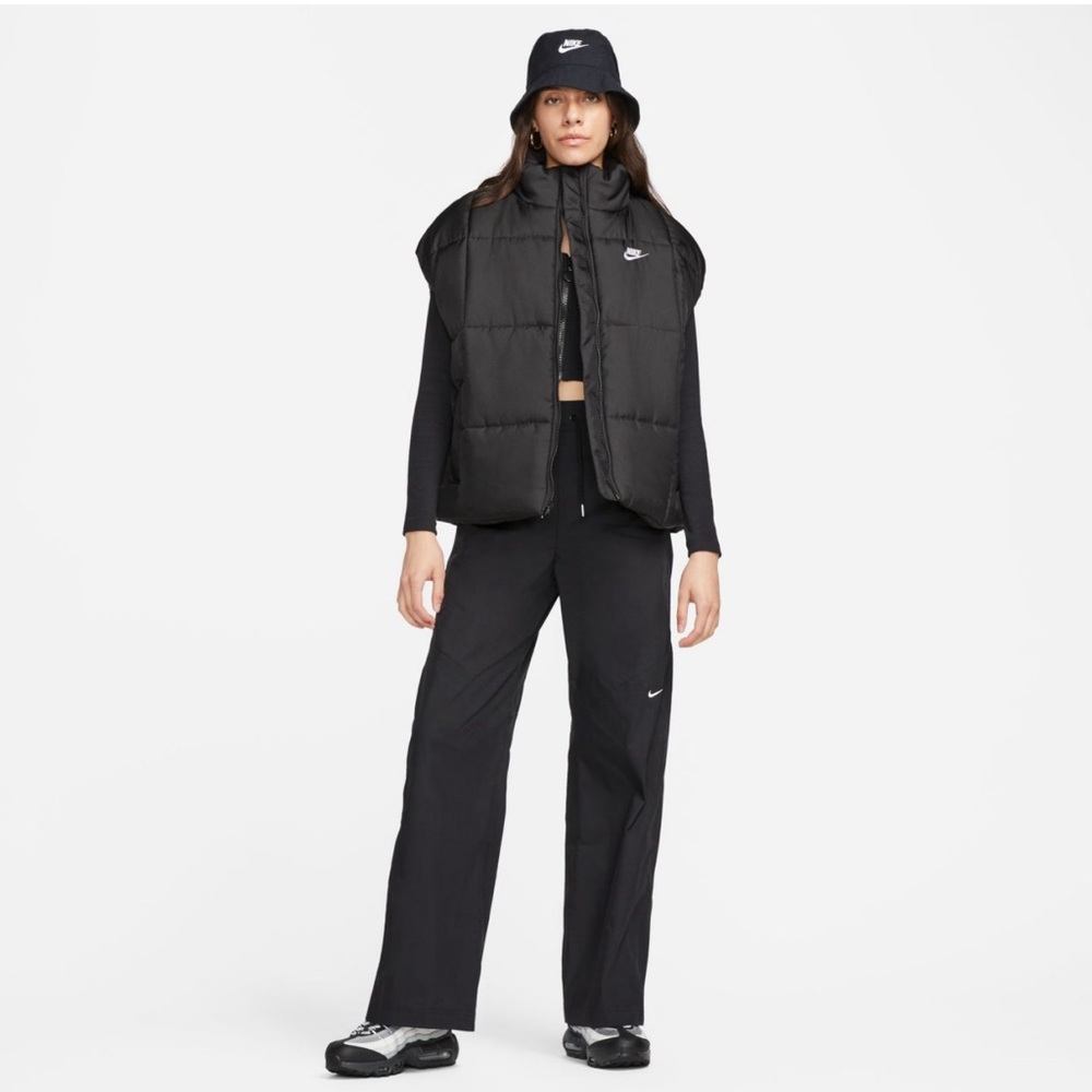 NIKE Woman’s Puffer Loose Vest